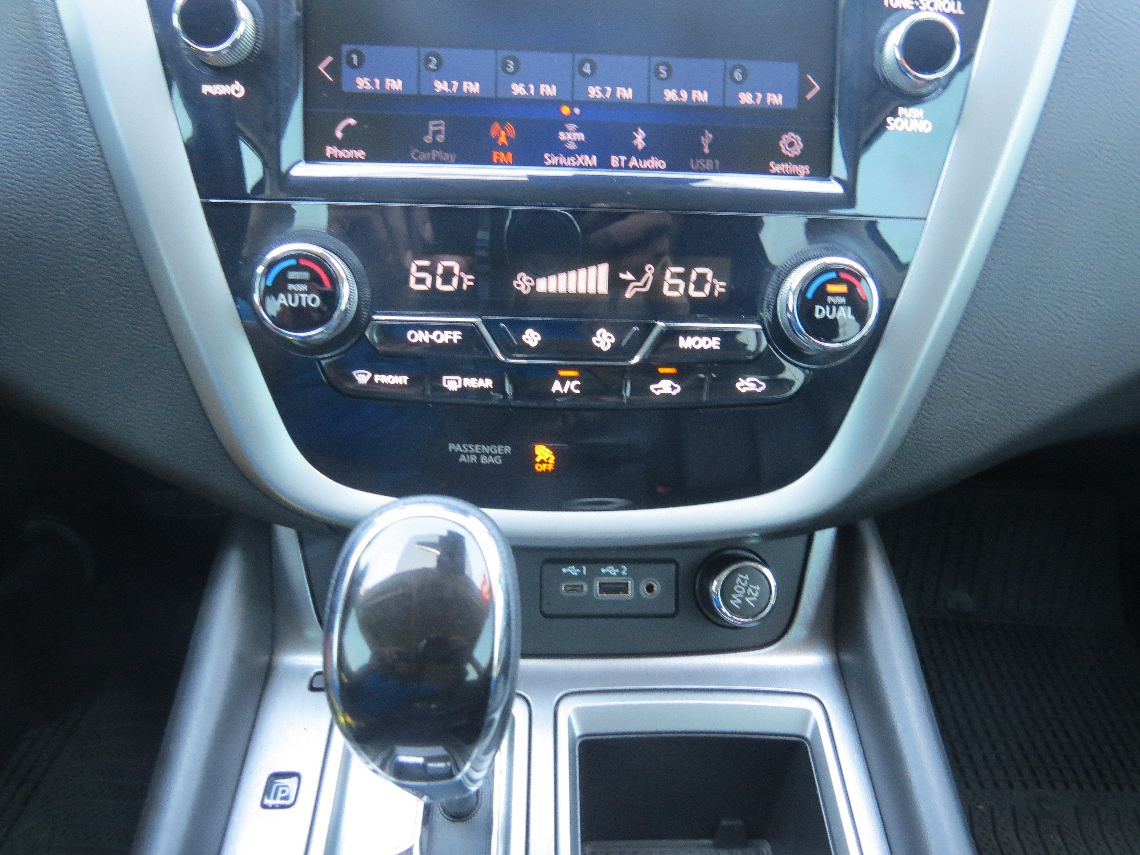 2022 Nissan Murano SV