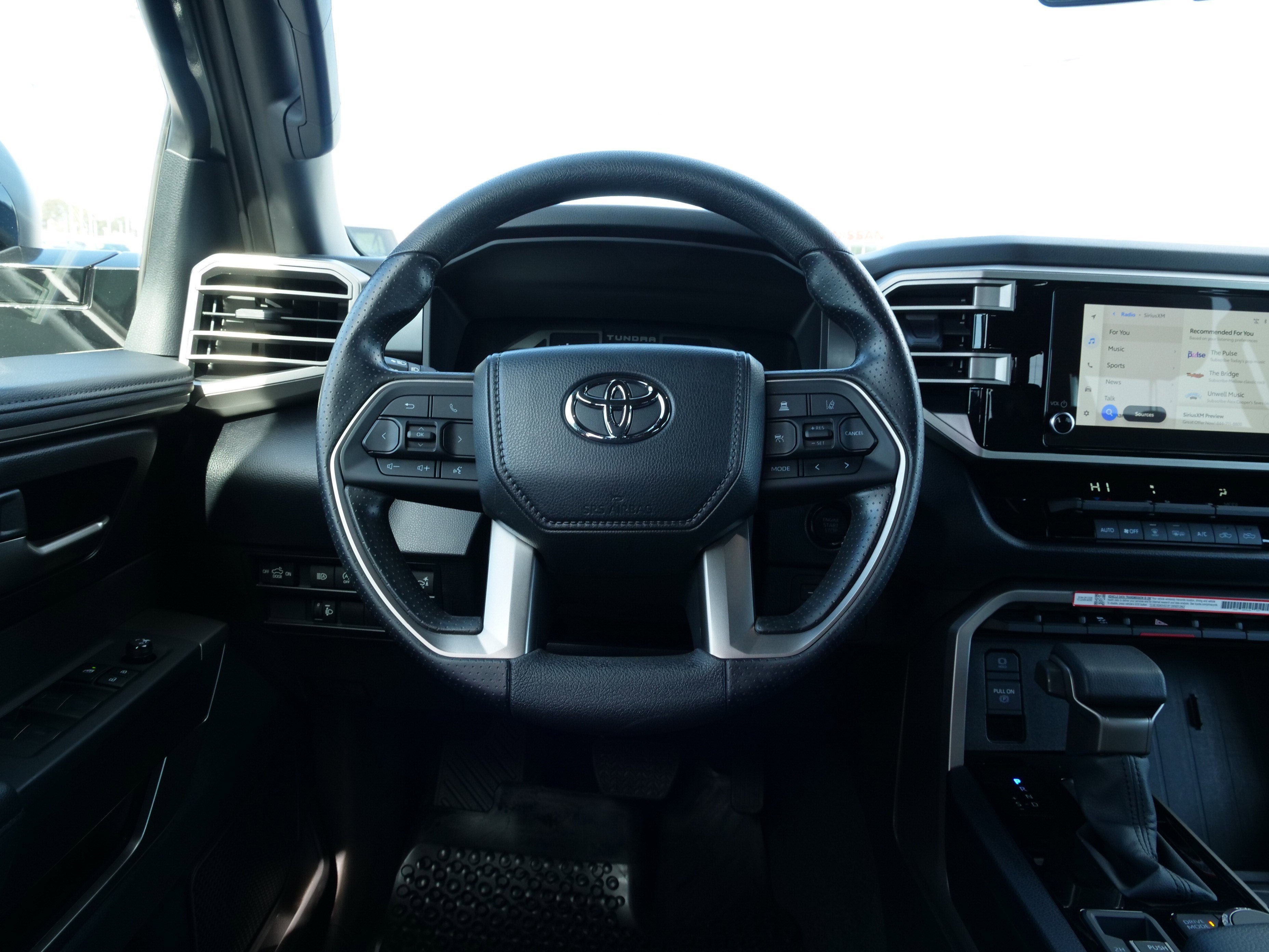 2025 Toyota Tundra 4WD SR5