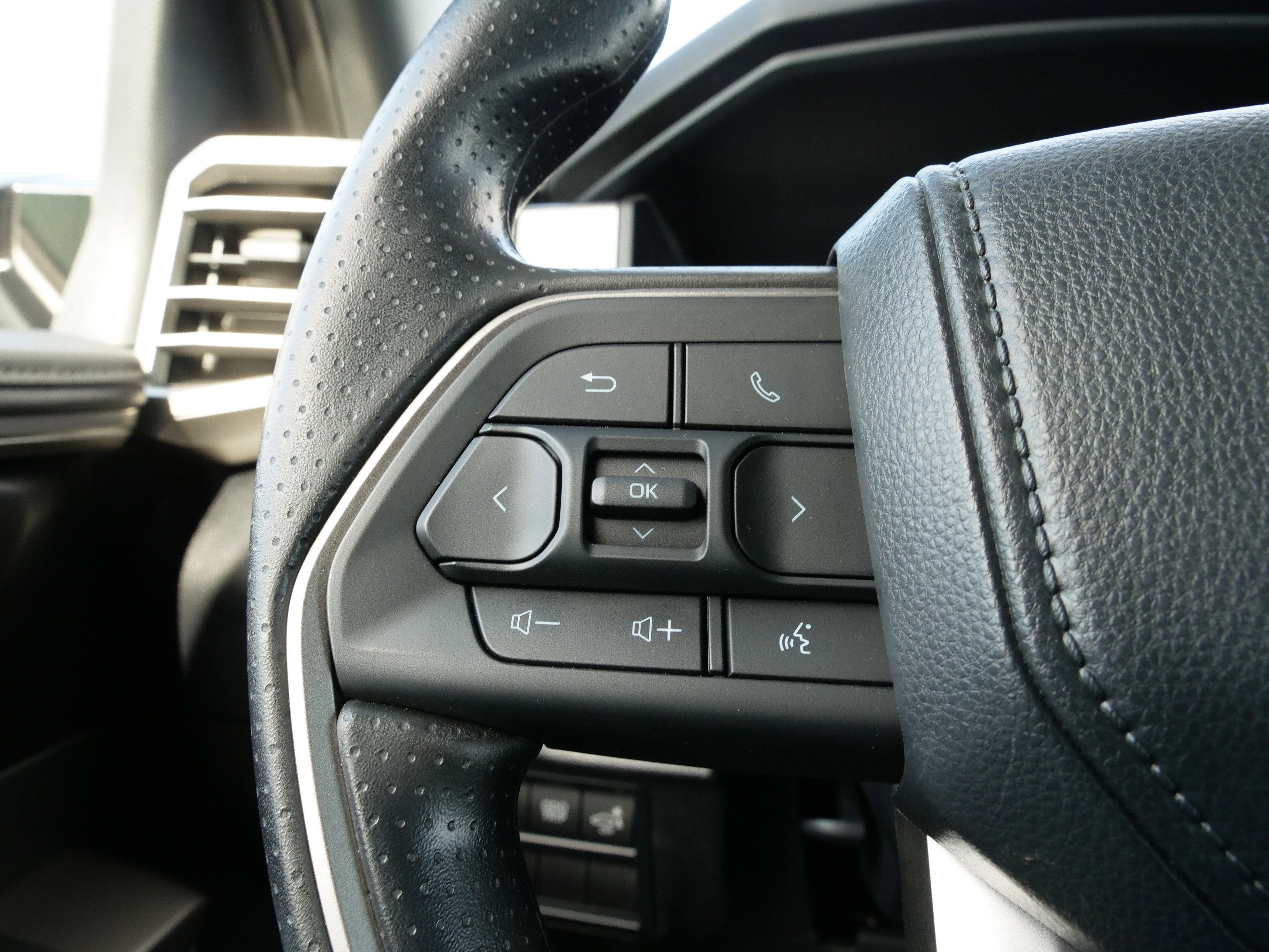 2025 Toyota Tundra 4WD SR5