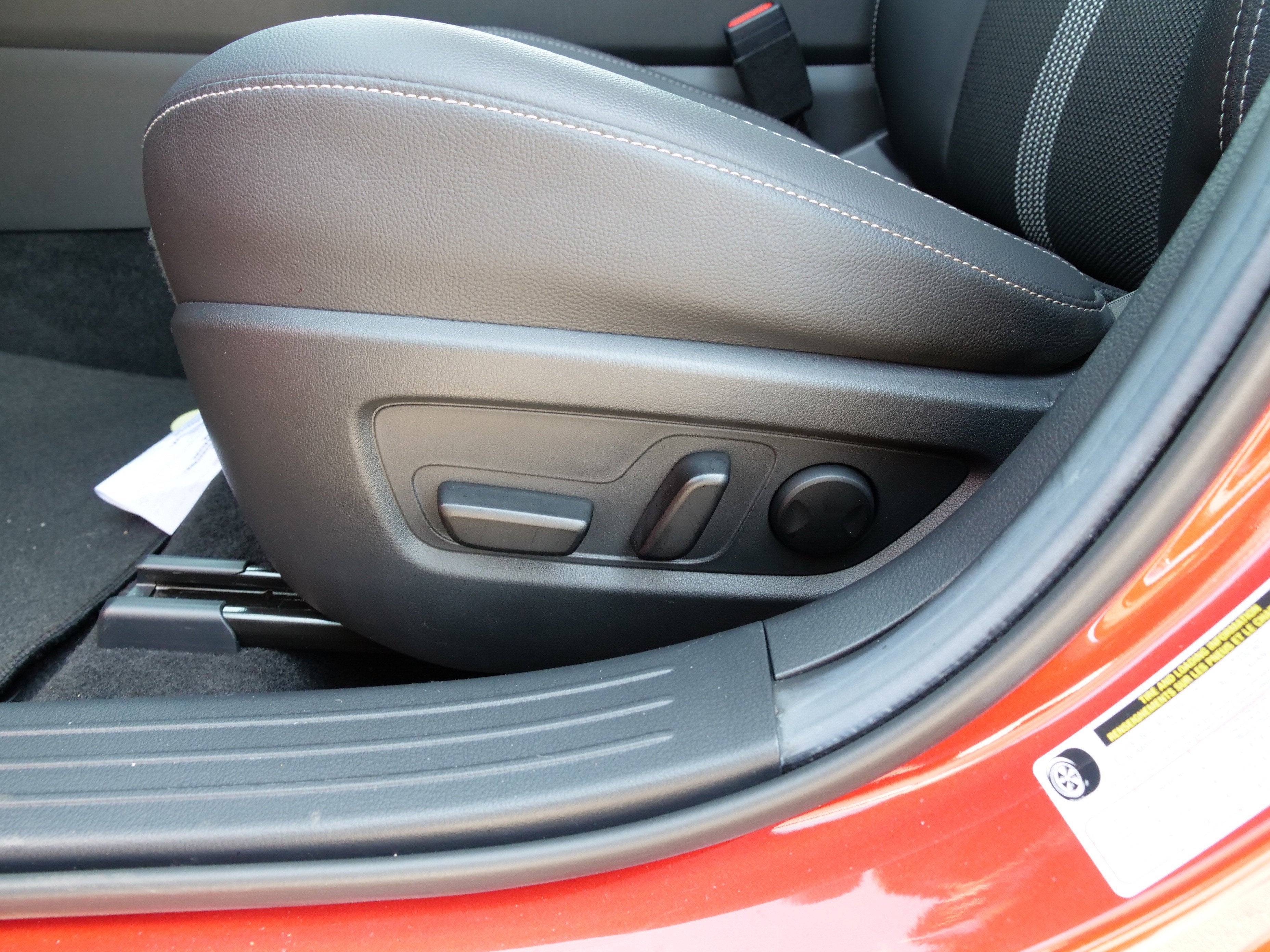 2025 Mazda Mazda CX-50 2.5 S Premium Package