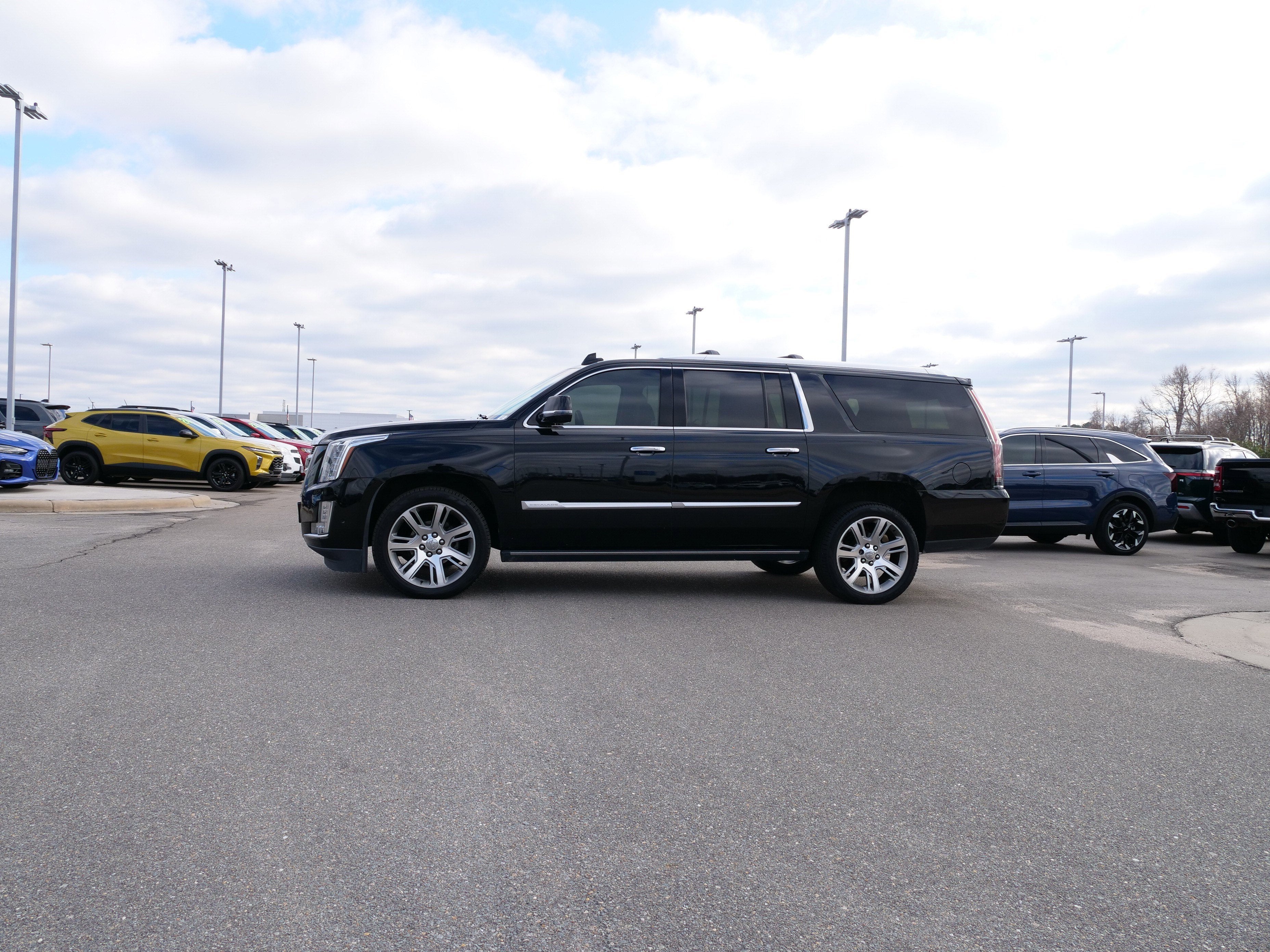 2018 Cadillac Escalade ESV Premium Luxury