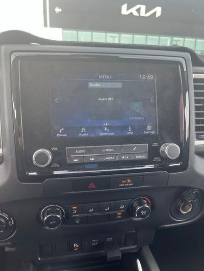 2022 Nissan Frontier SV