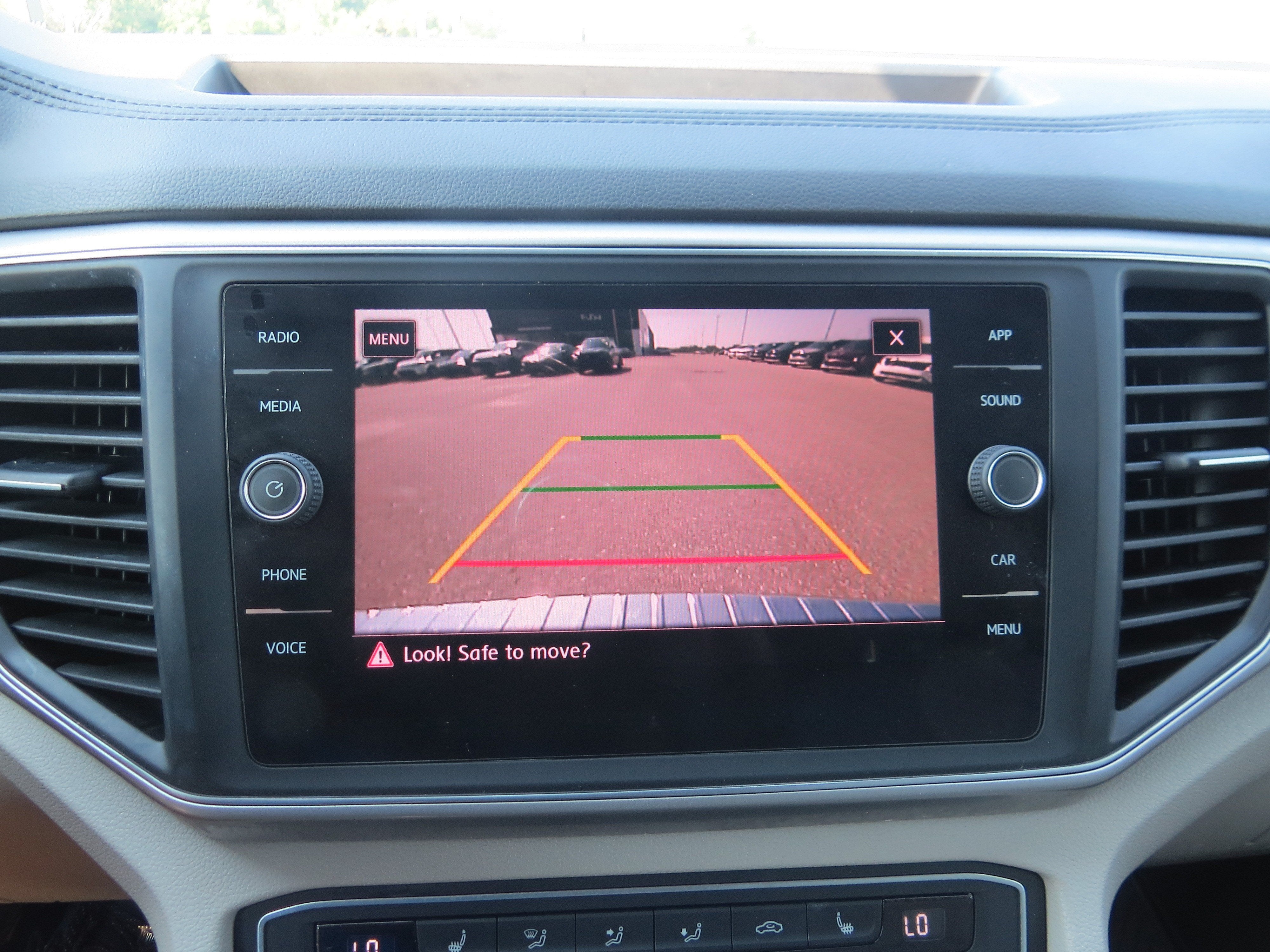 2019 Volkswagen Atlas 3.6L V6 SE w/Technology R-Line