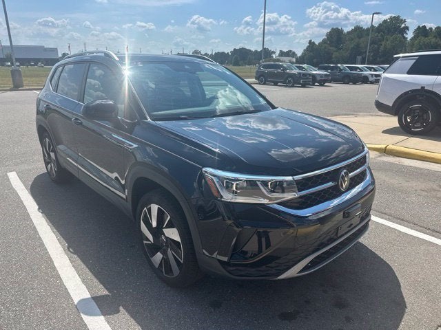 2024 Volkswagen Taos SEL