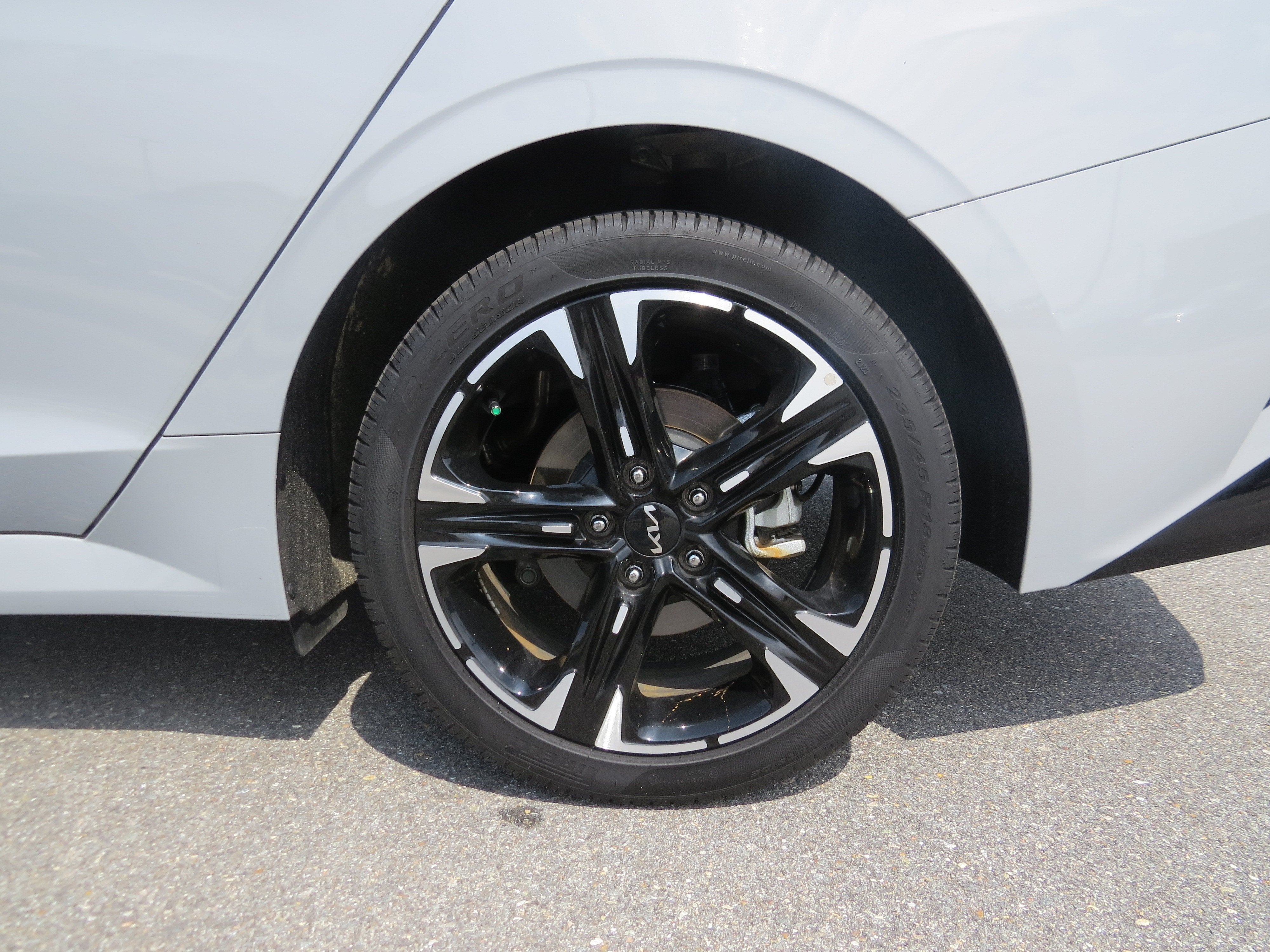 2024 Kia K5 GT-Line