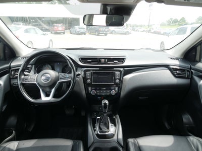 2022 Nissan Rogue Sport SL