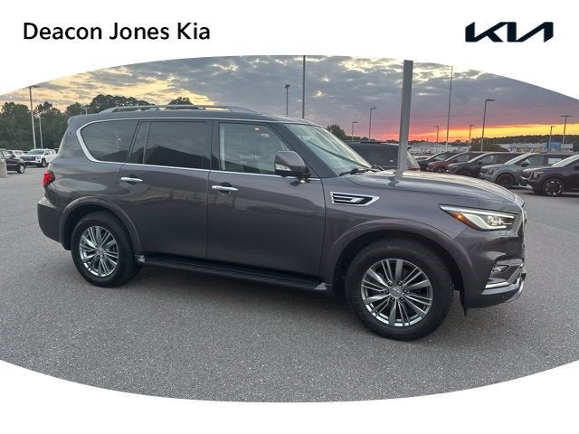 2024 INFINITI QX80 LUXE