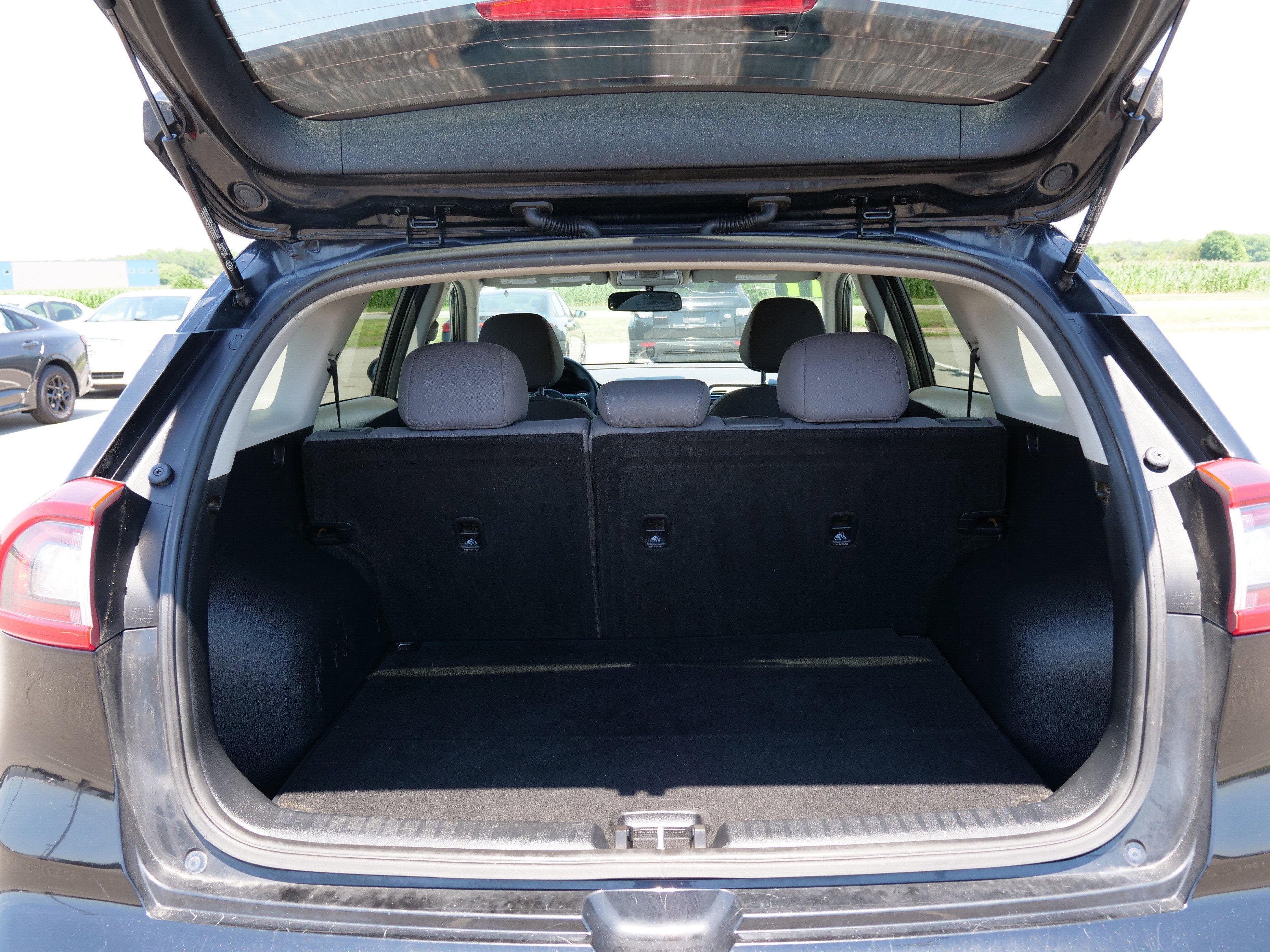2017 Kia Niro LX