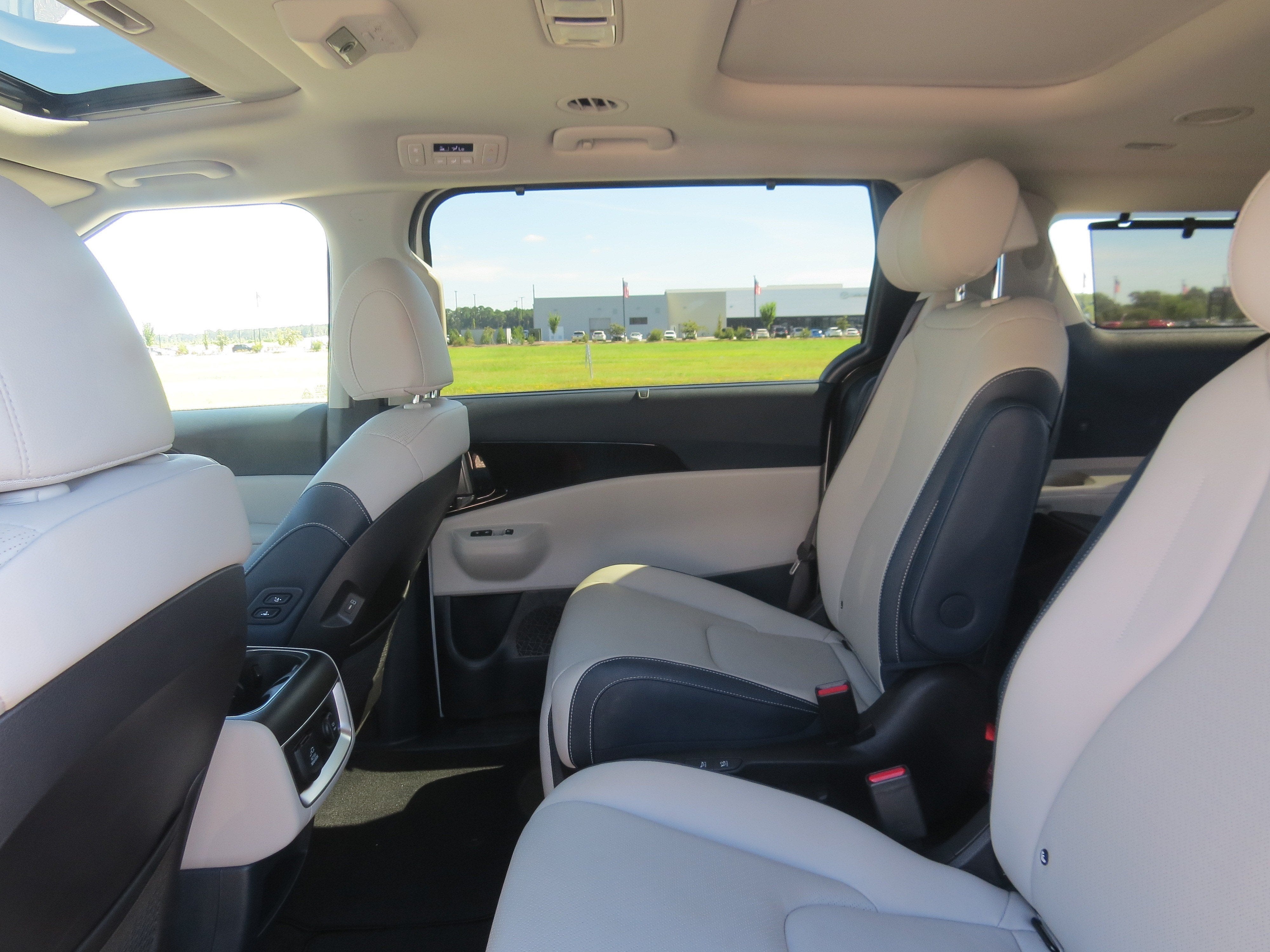 2025 Kia Carnival SX Prestige