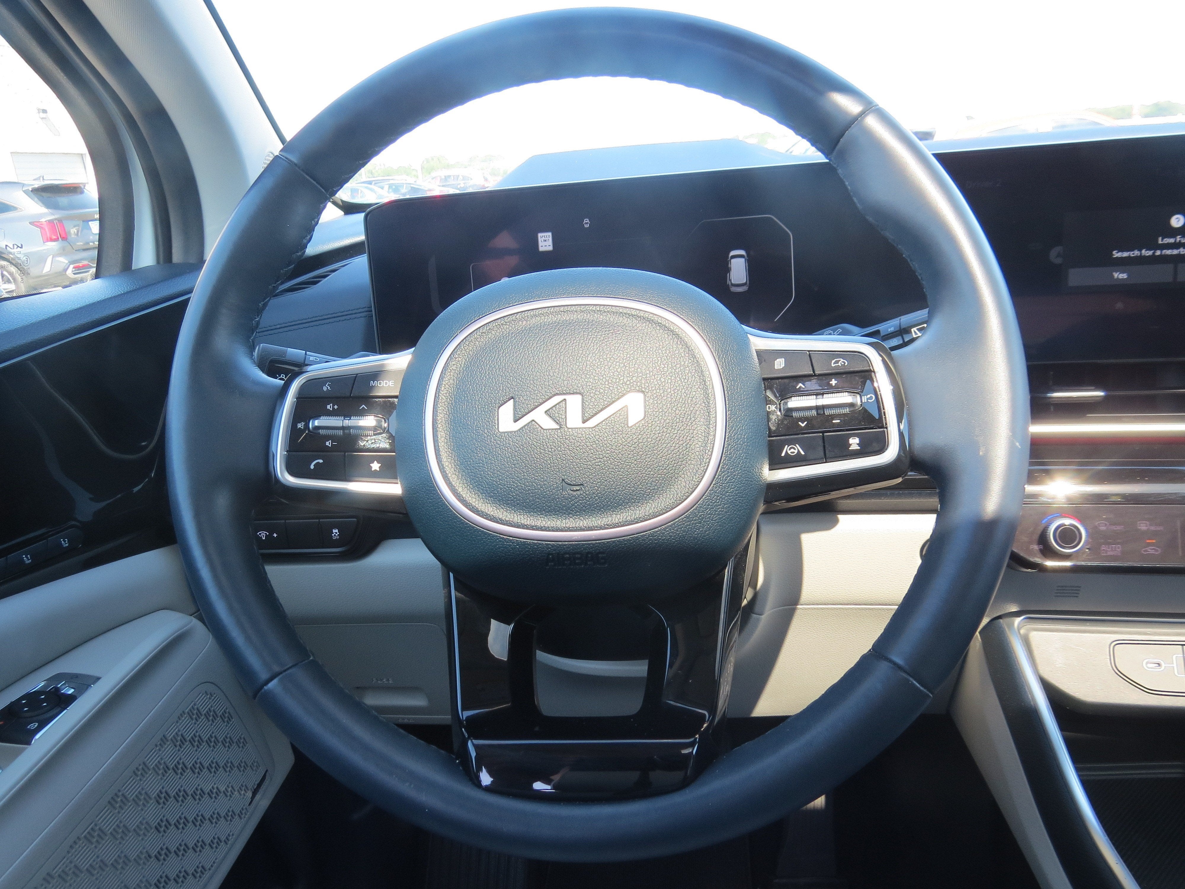 2025 Kia Carnival SX Prestige