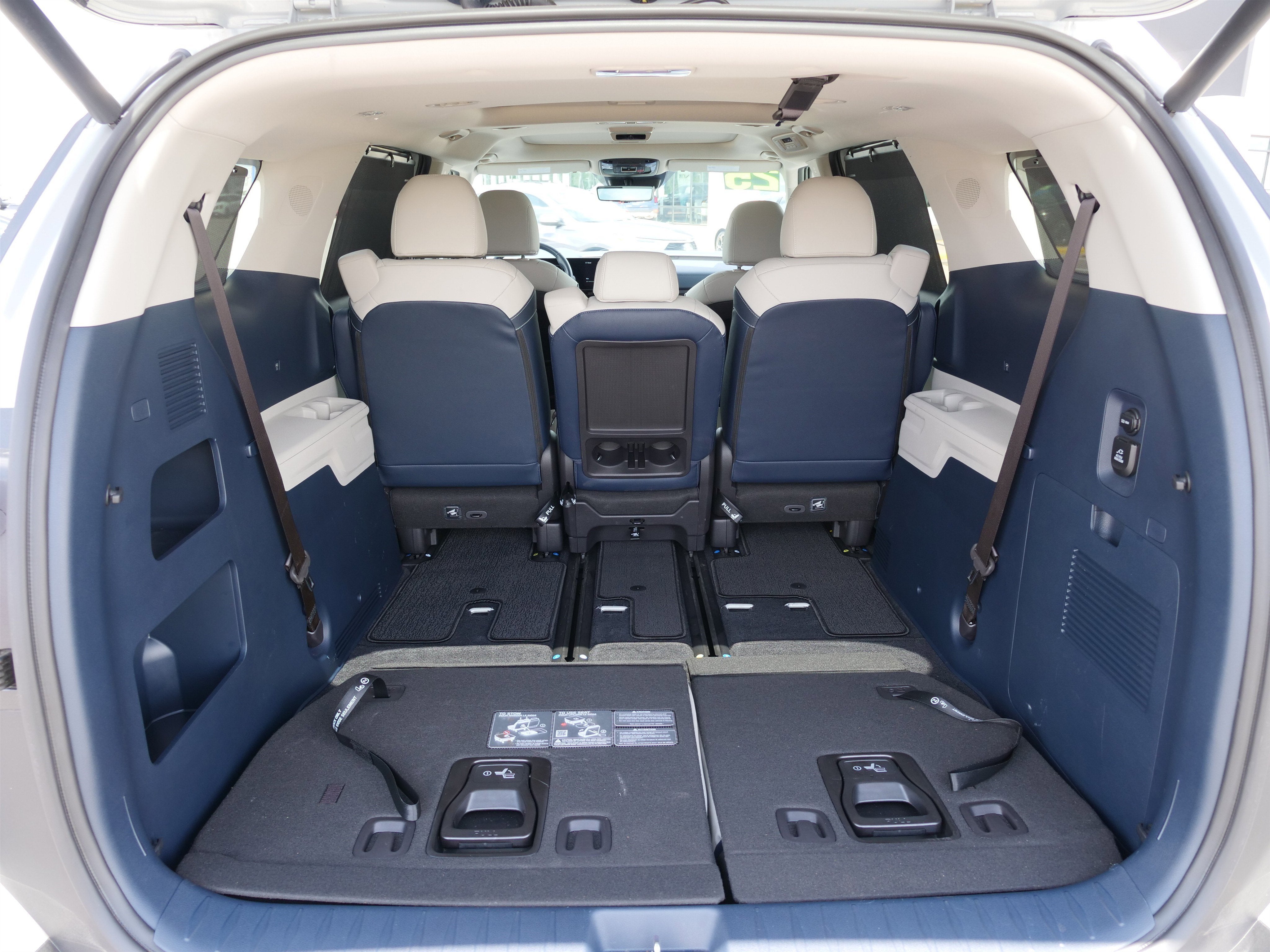 2025 Kia Carnival SX Prestige