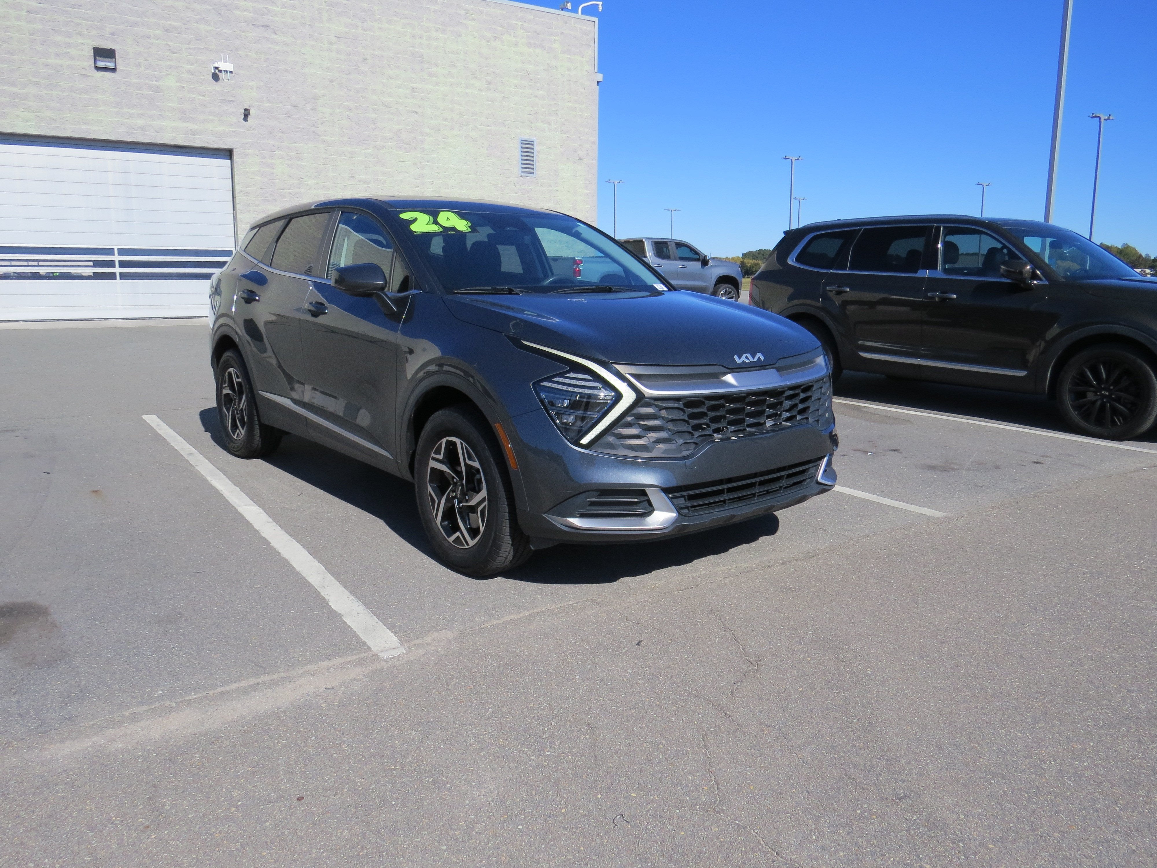 2024 Kia Sportage LX