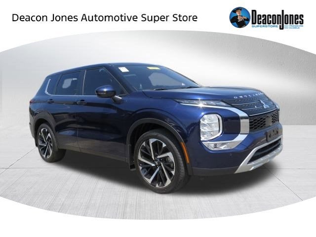2023 Mitsubishi Outlander SE