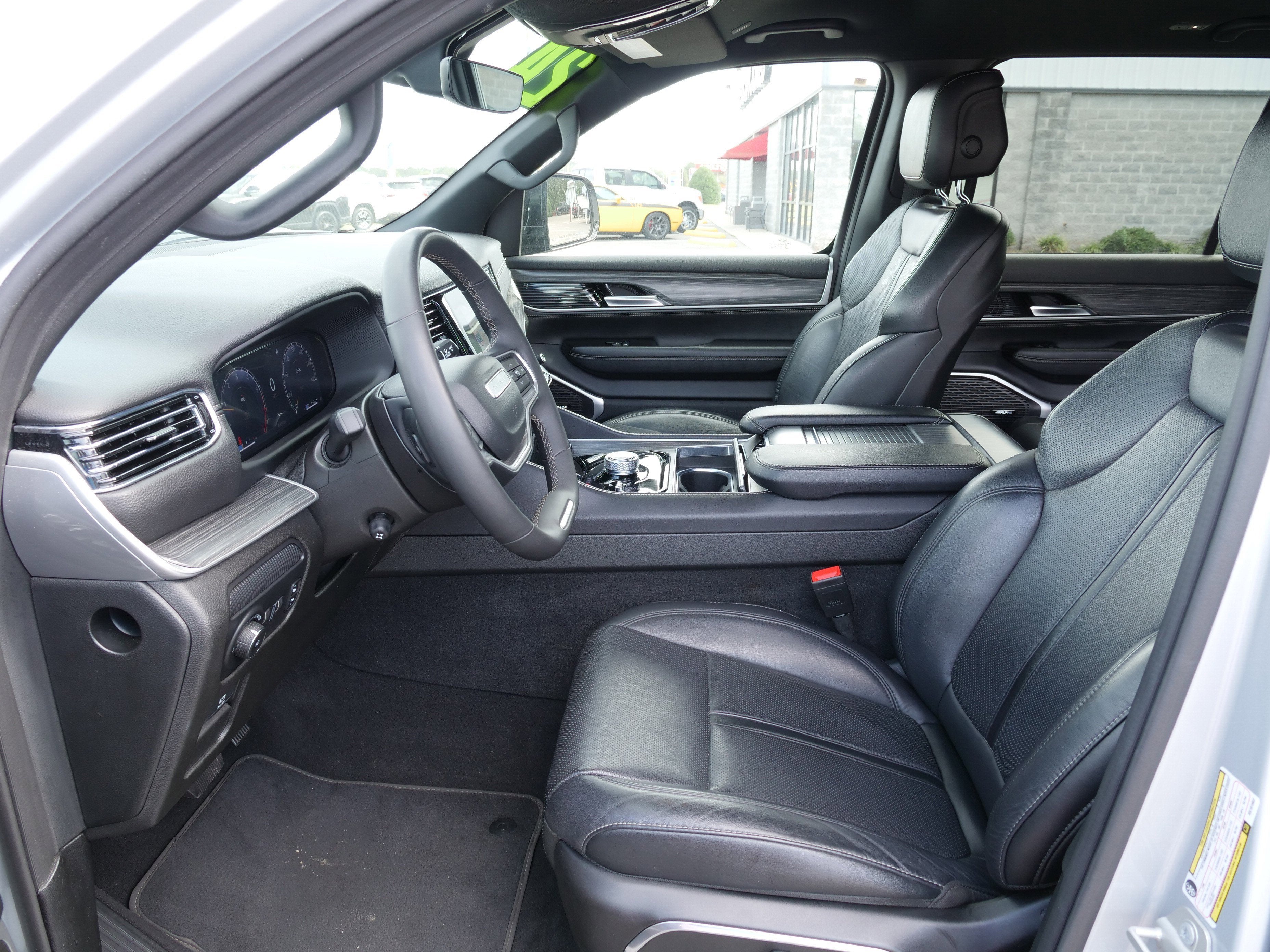 2024 Jeep Wagoneer L Series II