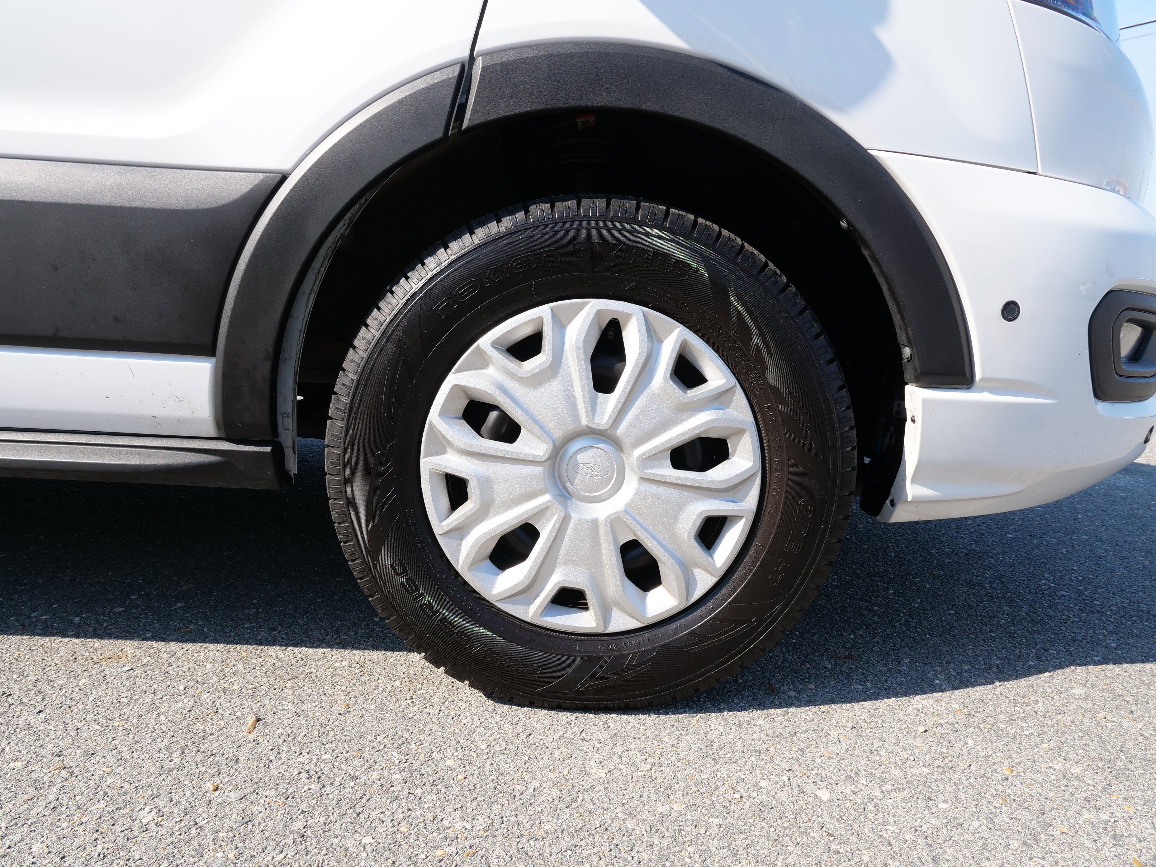 2024 Ford Transit Passenger Wagon Base