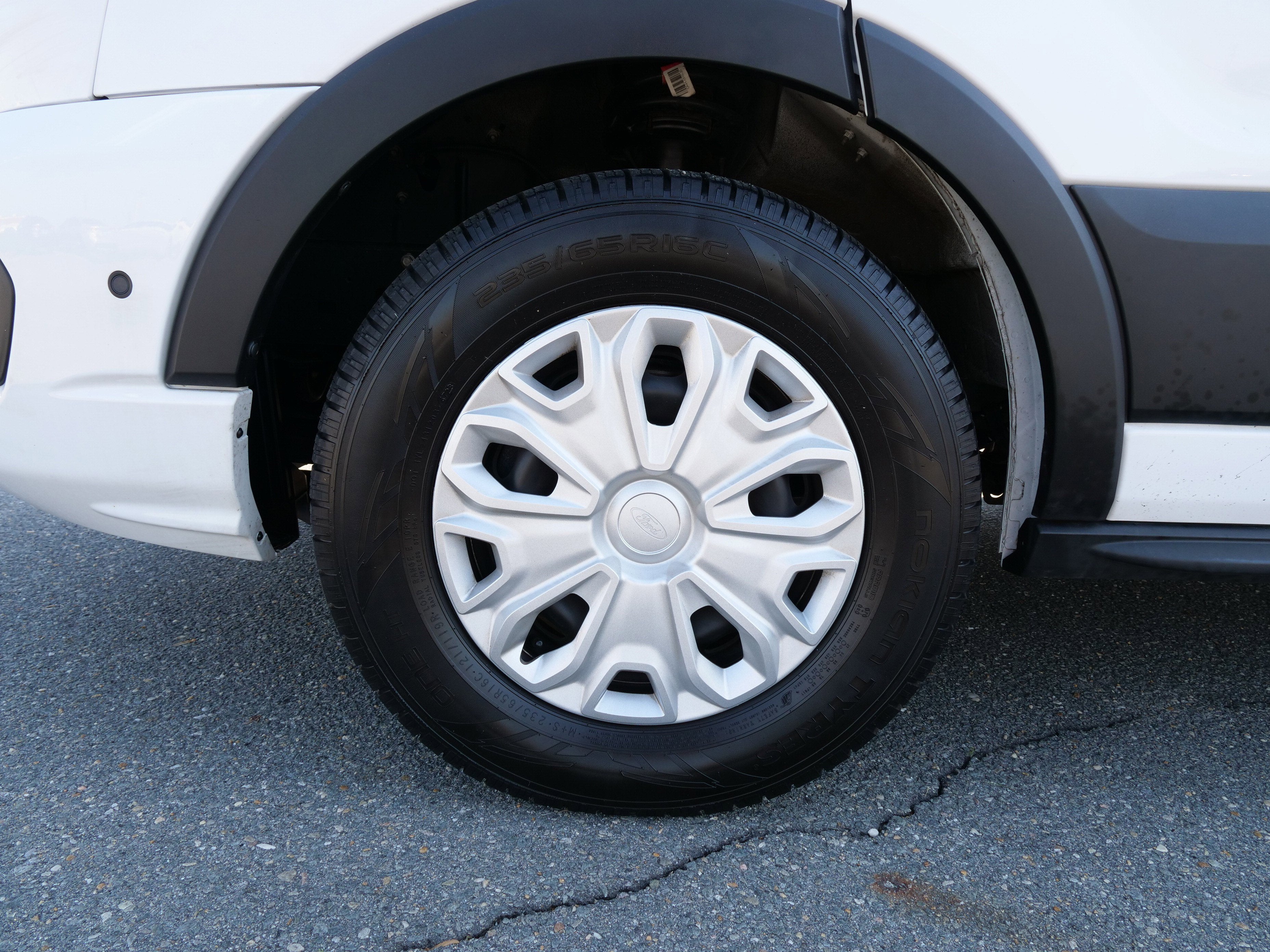 2024 Ford Transit Passenger Wagon Base