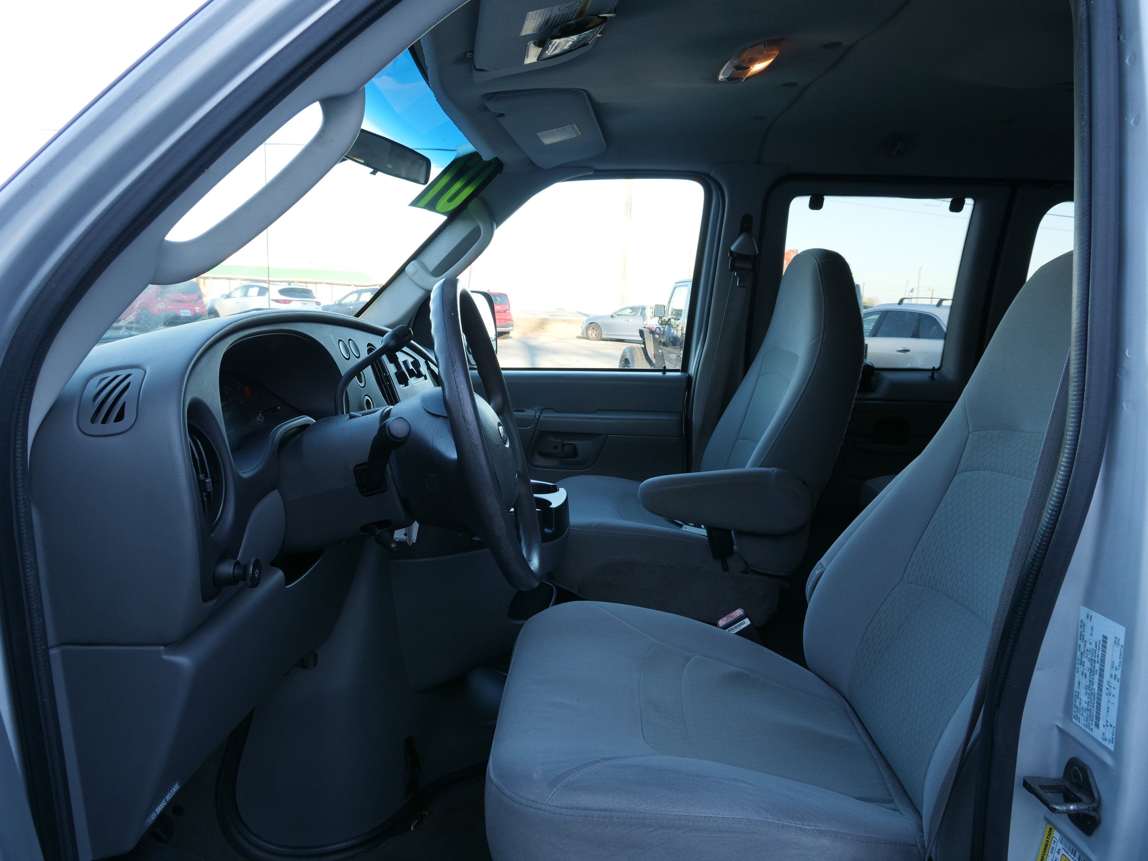 2007 Ford Econoline Wagon Base