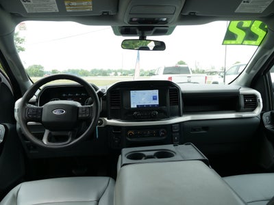 2022 Ford F-150 Base