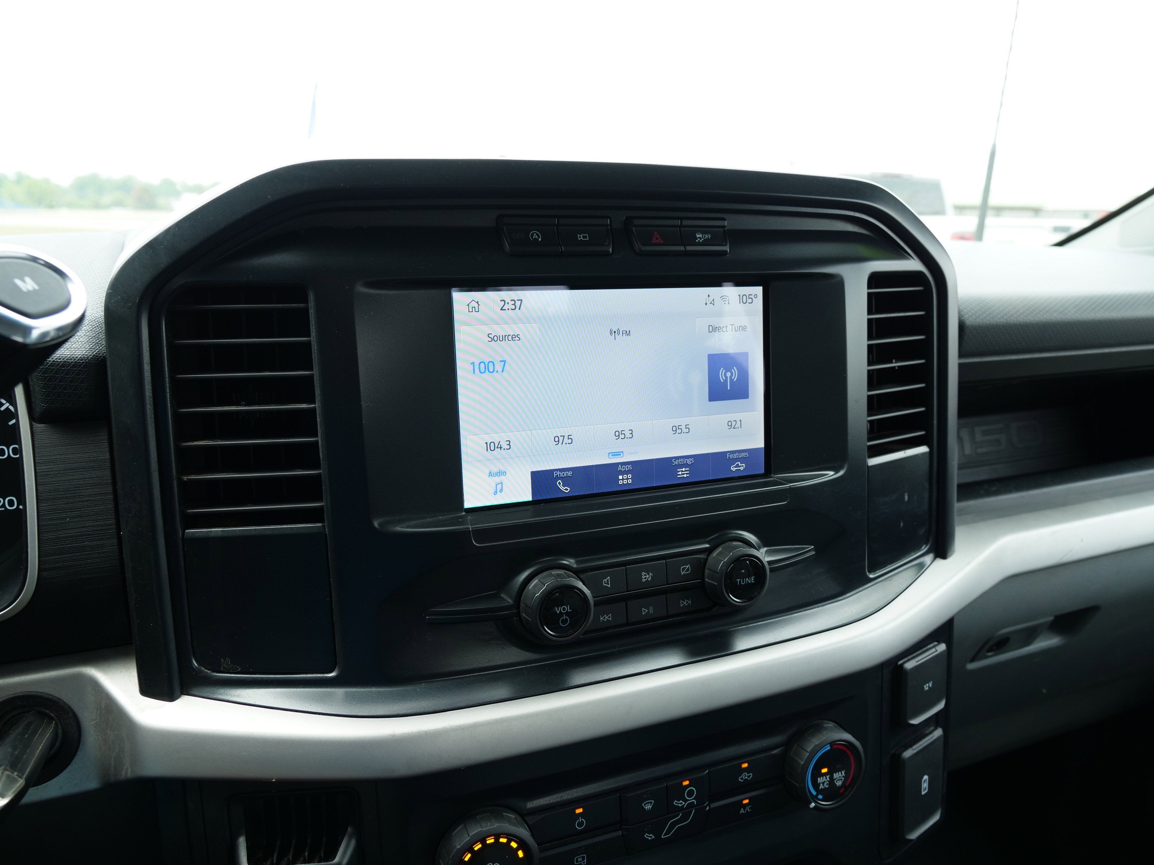 2022 Ford F-150 Base