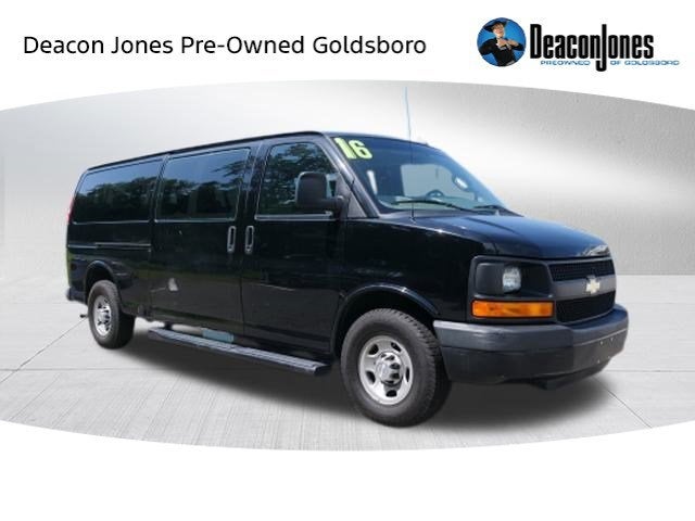 2016 Chevrolet Express Passenger LS
