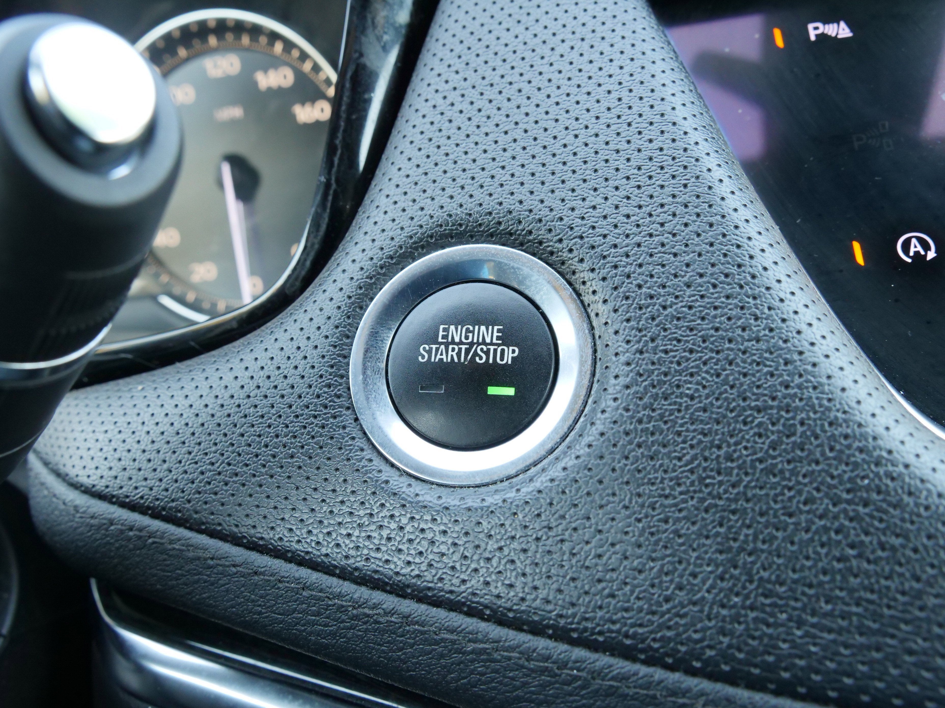 2020 Cadillac XT5 Premium Luxury FWD