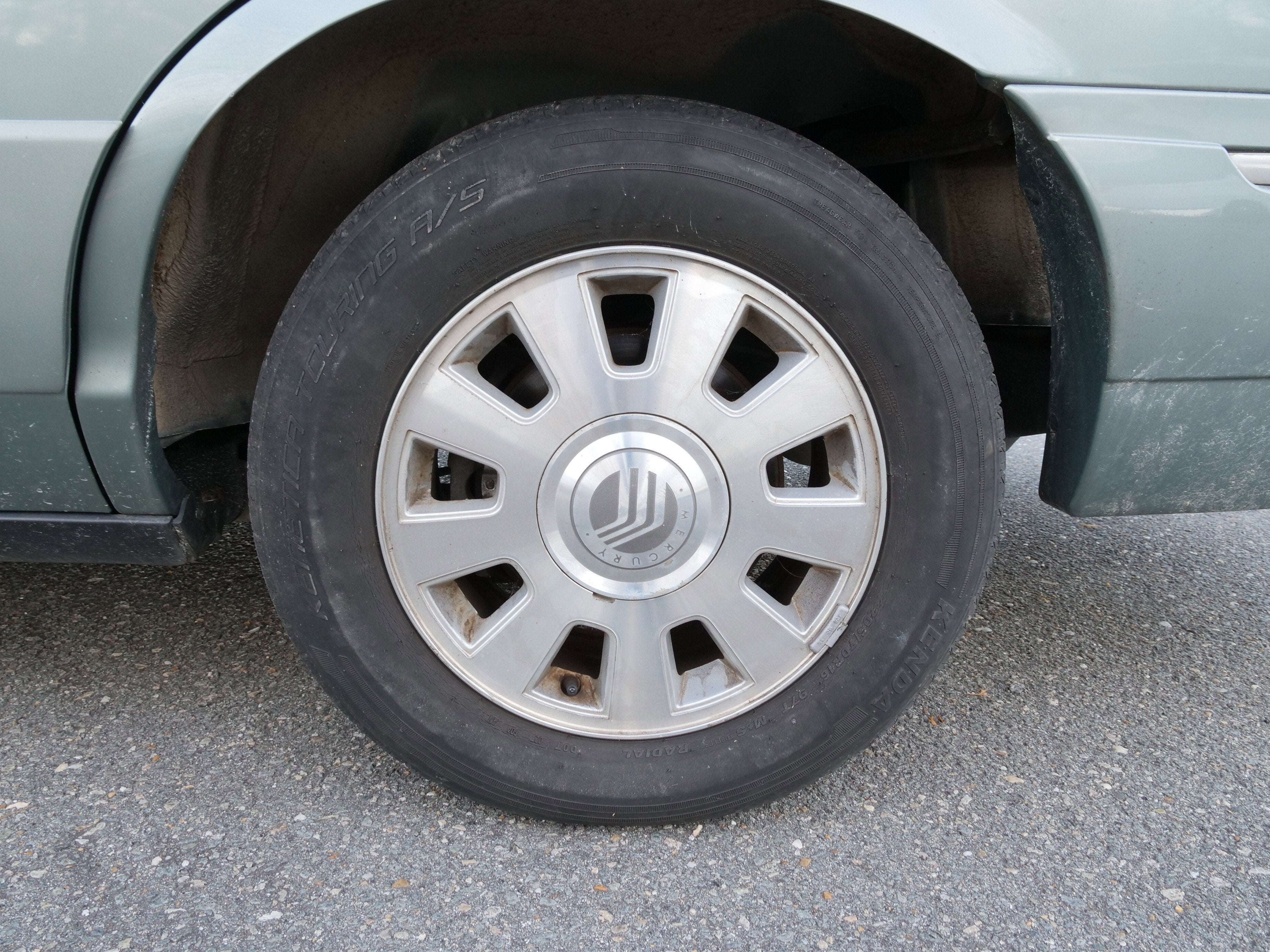 2005 Mercury Grand Marquis Base