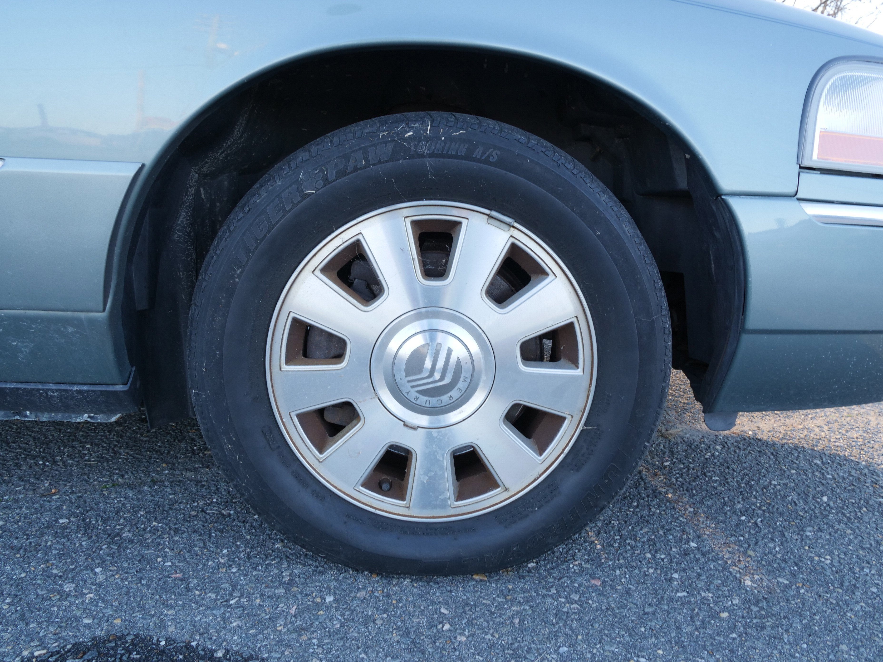 2005 Mercury Grand Marquis Base