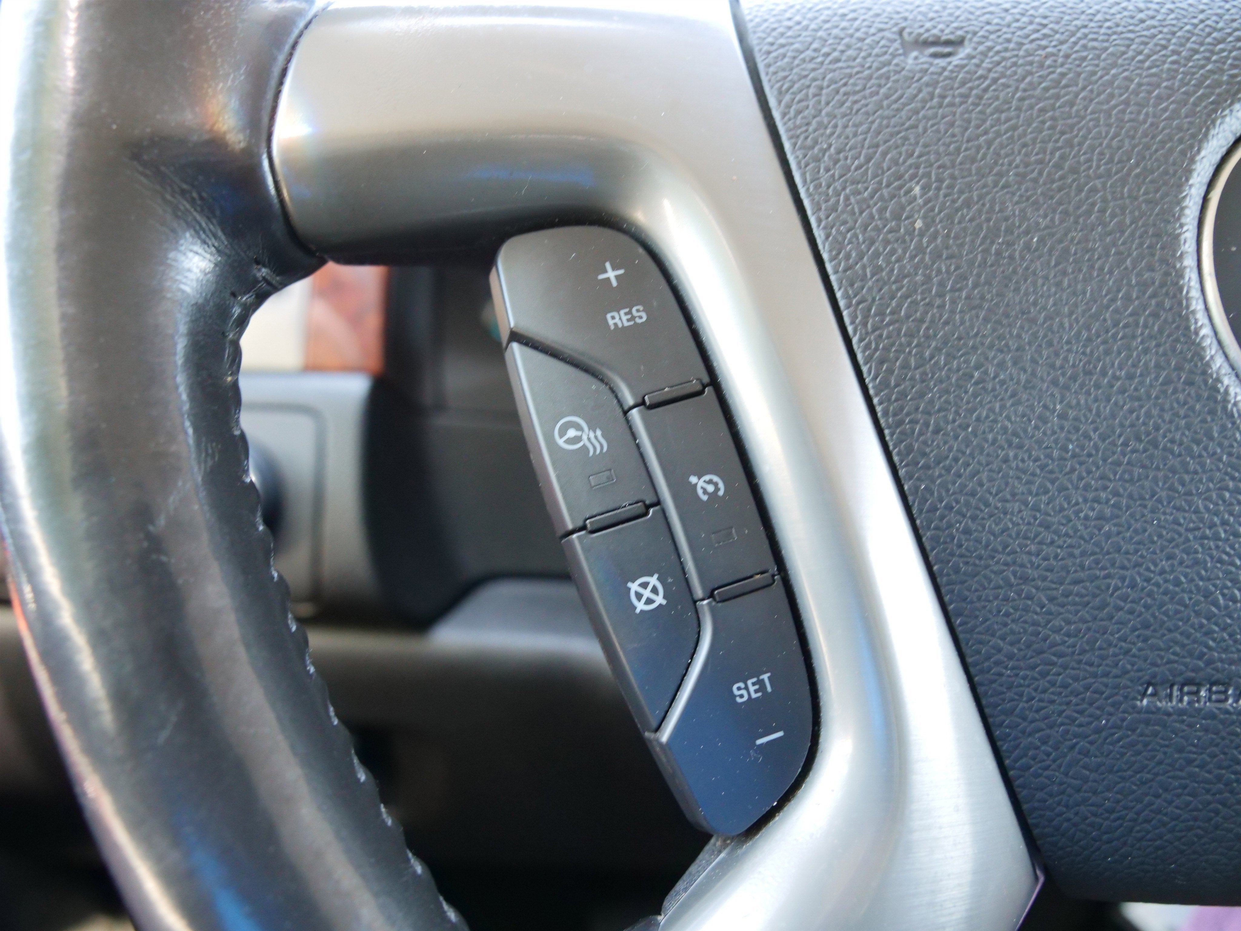 2013 Chevrolet Avalanche LTZ