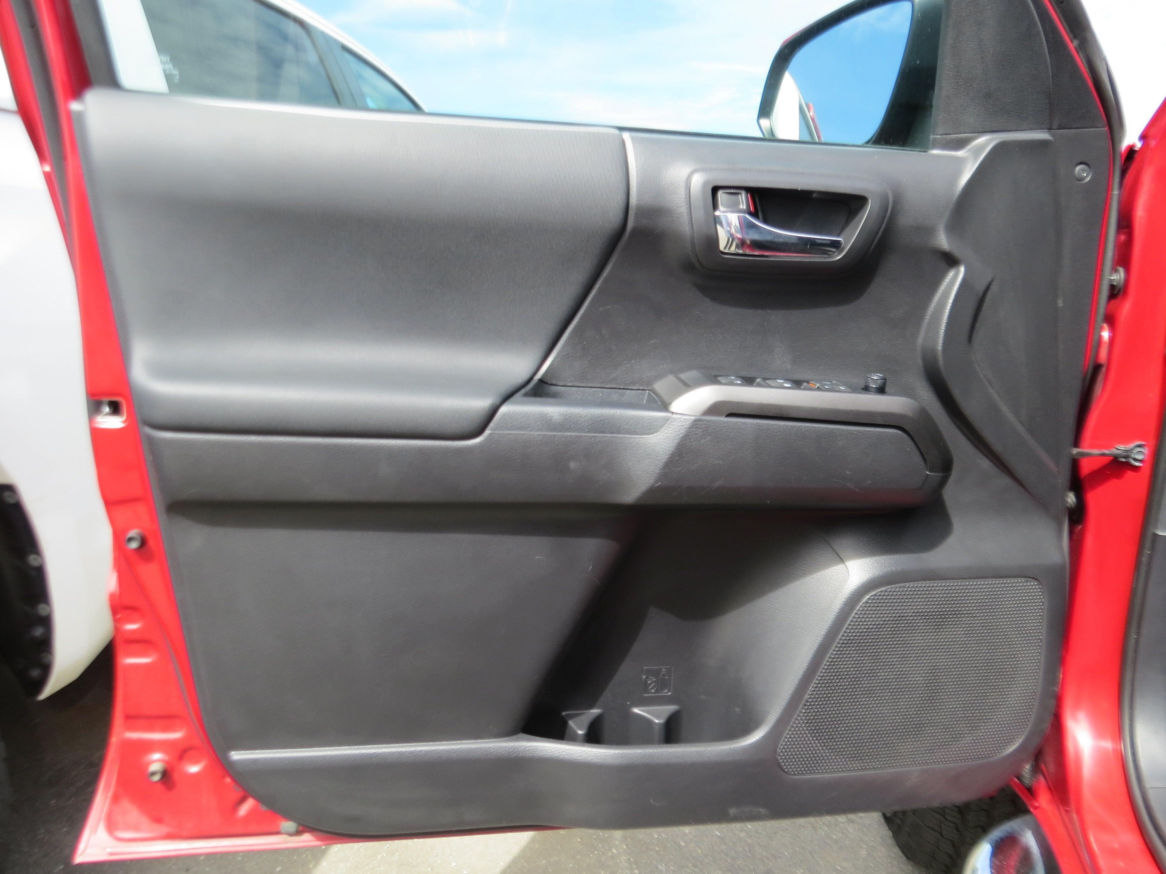 2022 Toyota Tacoma 4WD TRD Off Road