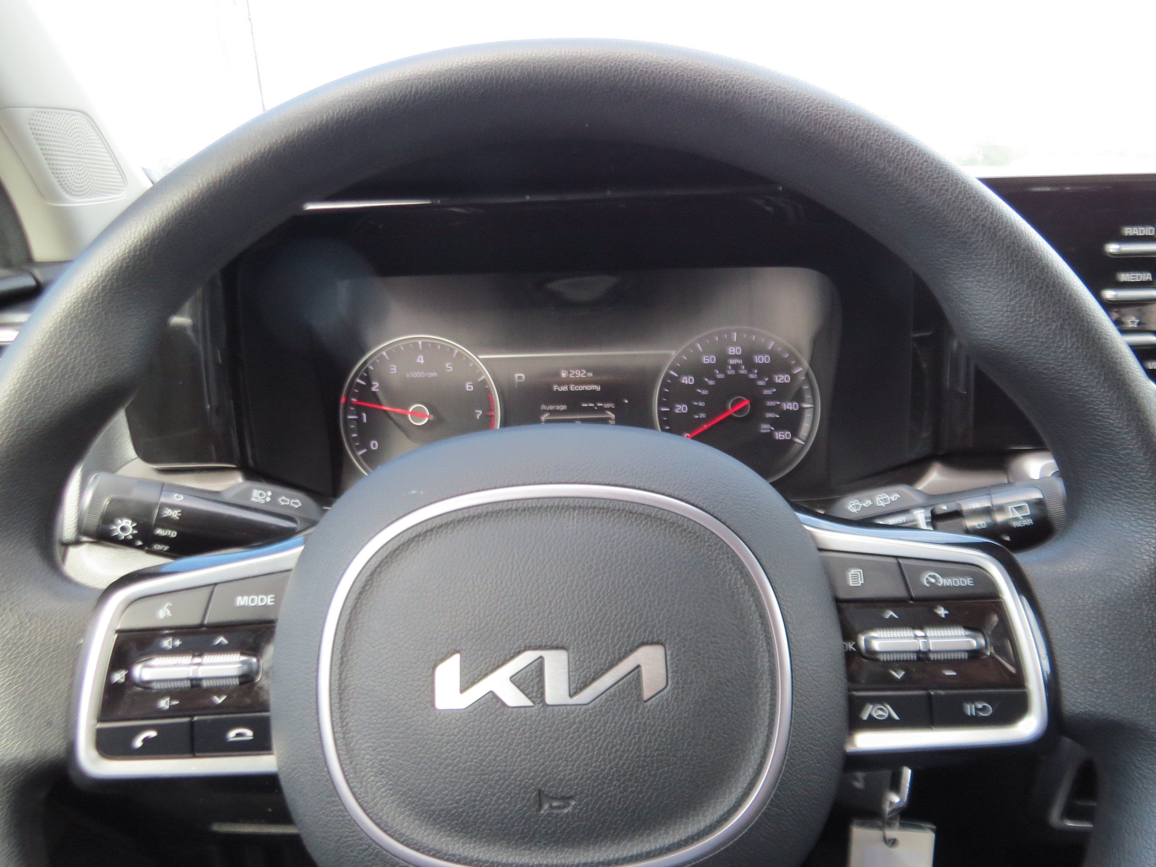 2023 Kia Sorento LX