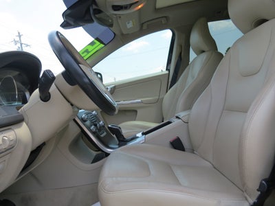 2015 Volvo XC60 T5 Drive-E Premier