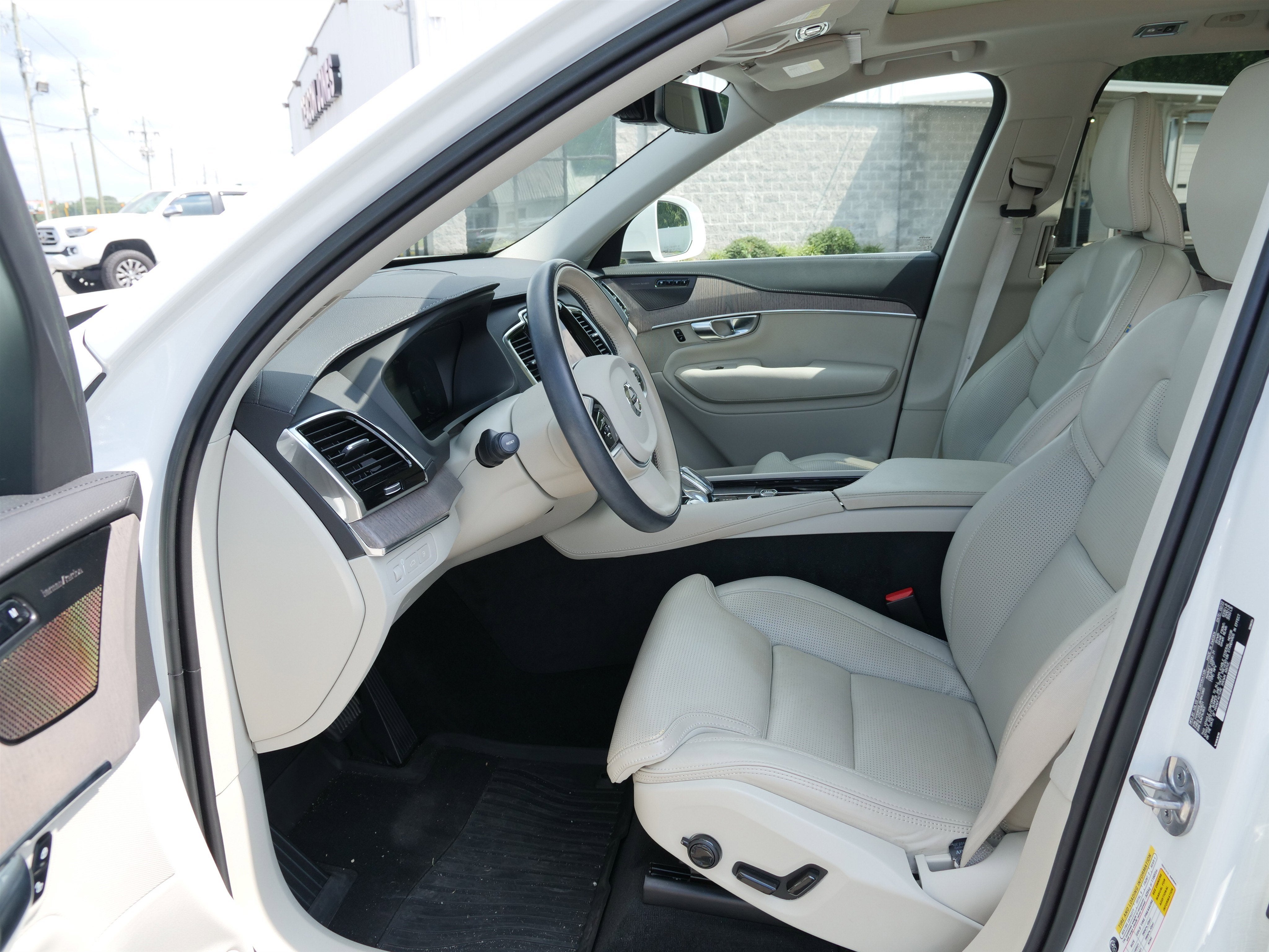 2022 Volvo XC90 Recharge Plug-In Hybrid Inscription