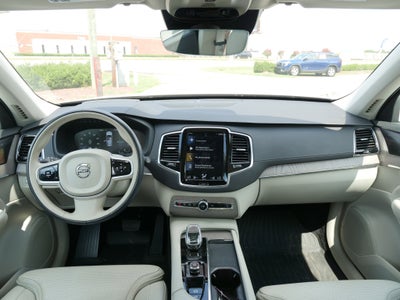 2022 Volvo XC90 Recharge Plug-In Hybrid Inscription