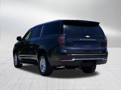 2025 Chevrolet Suburban LT