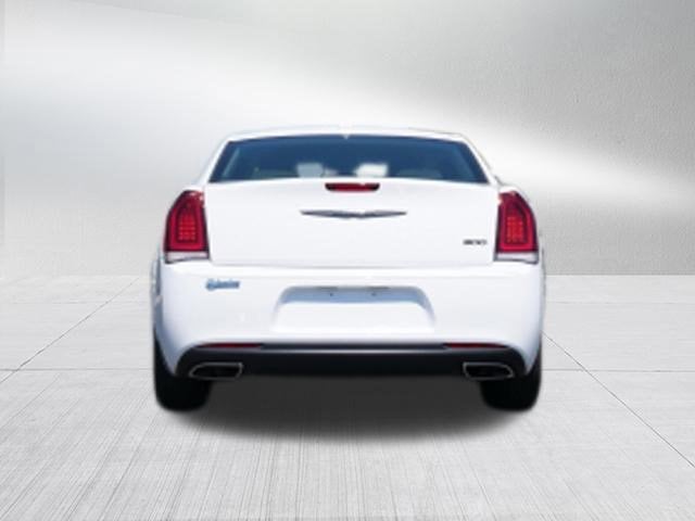 2022 Chrysler 300 Touring
