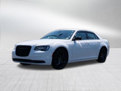2022 Chrysler 300 Touring