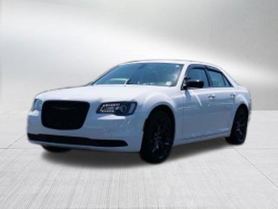 2022 Chrysler 300 Touring