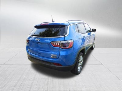2024 Jeep Compass Latitude Lux
