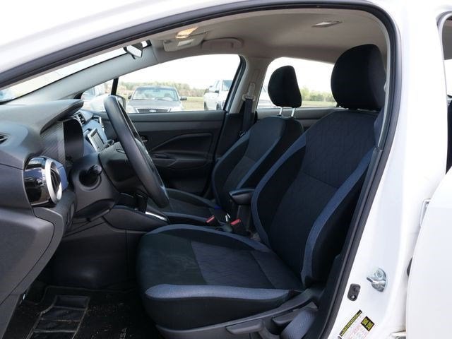 2024 Nissan Versa SV