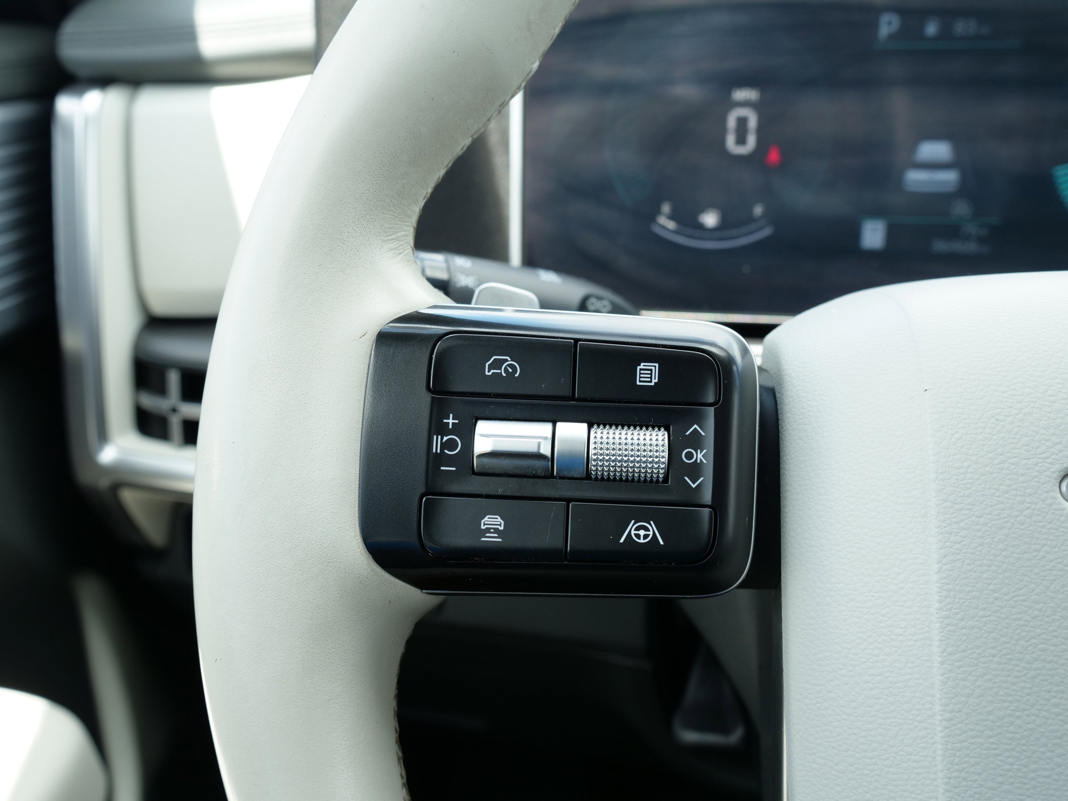 2024 Hyundai Santa Fe SE