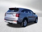 2025 Kia Sorento LX