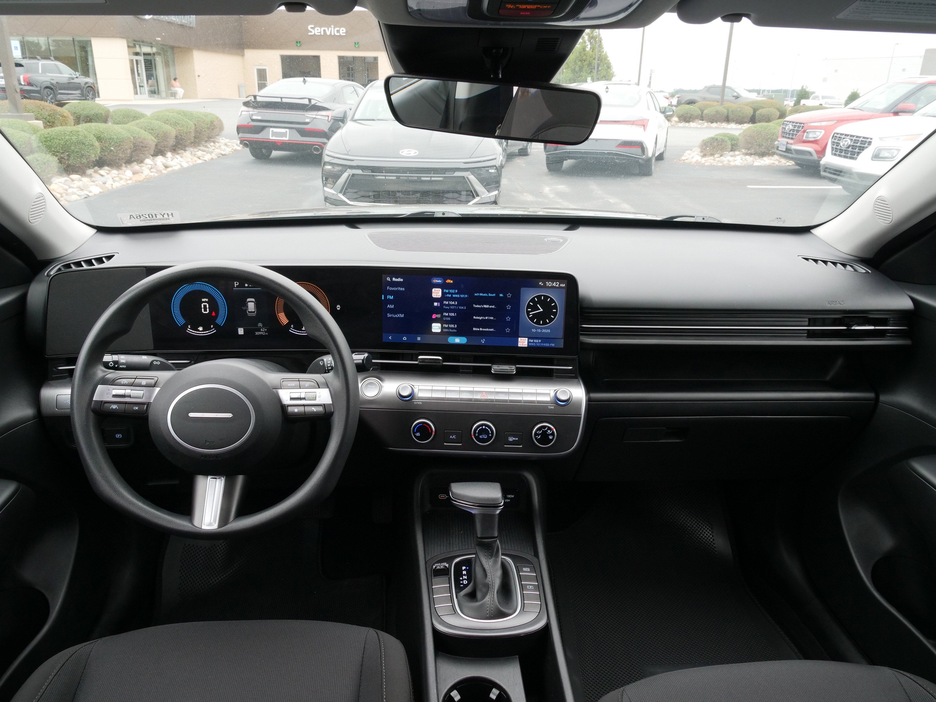 2024 Hyundai Kona SE