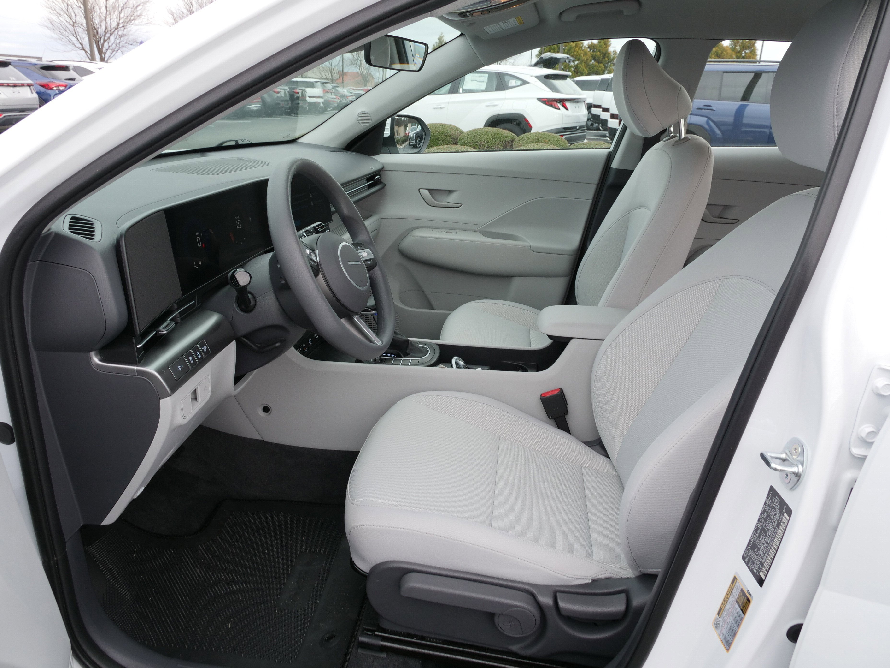 2025 Hyundai Kona SE