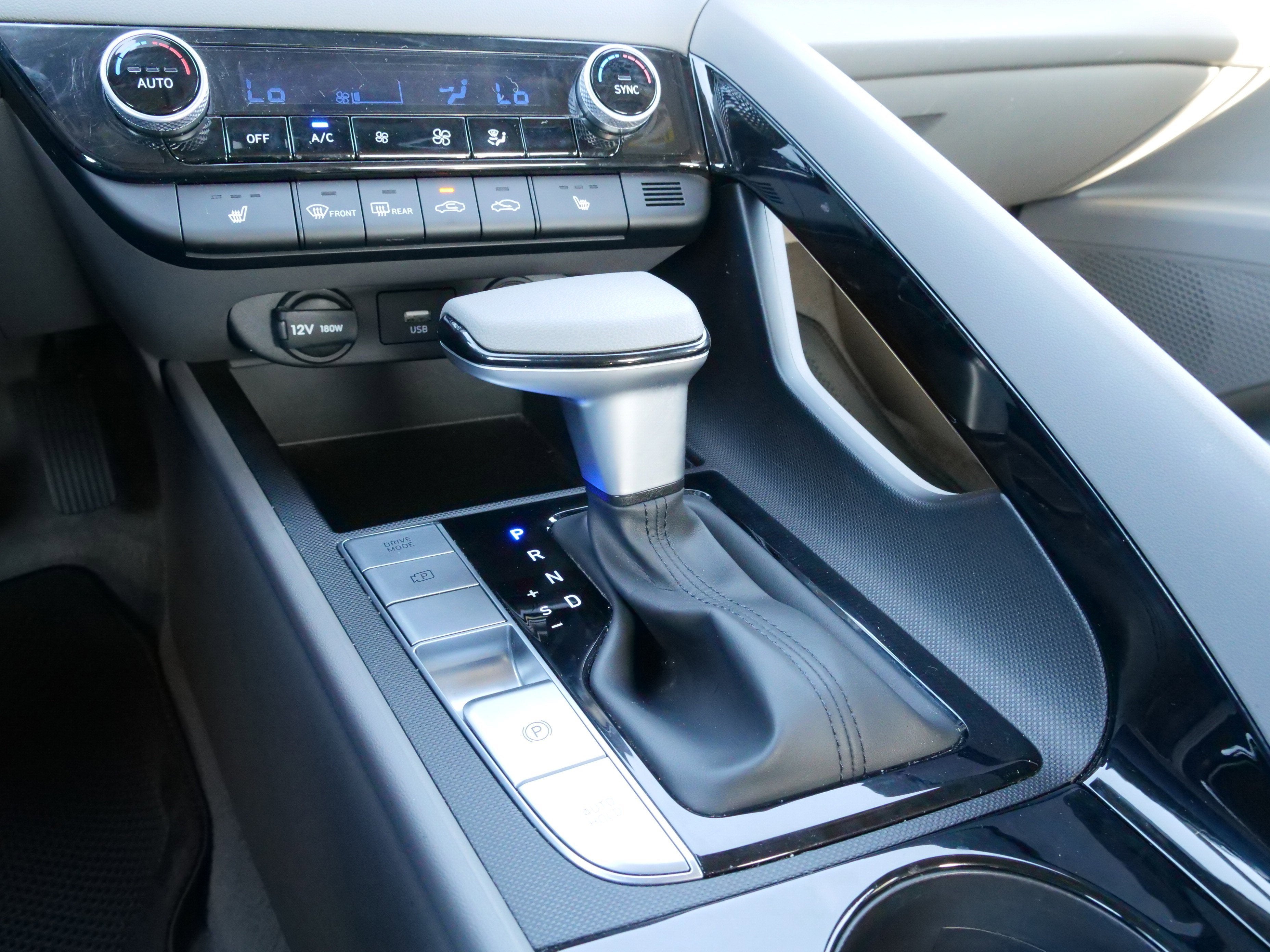 2023 Hyundai Elantra Hybrid Blue