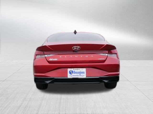 2022 Hyundai Elantra Limited