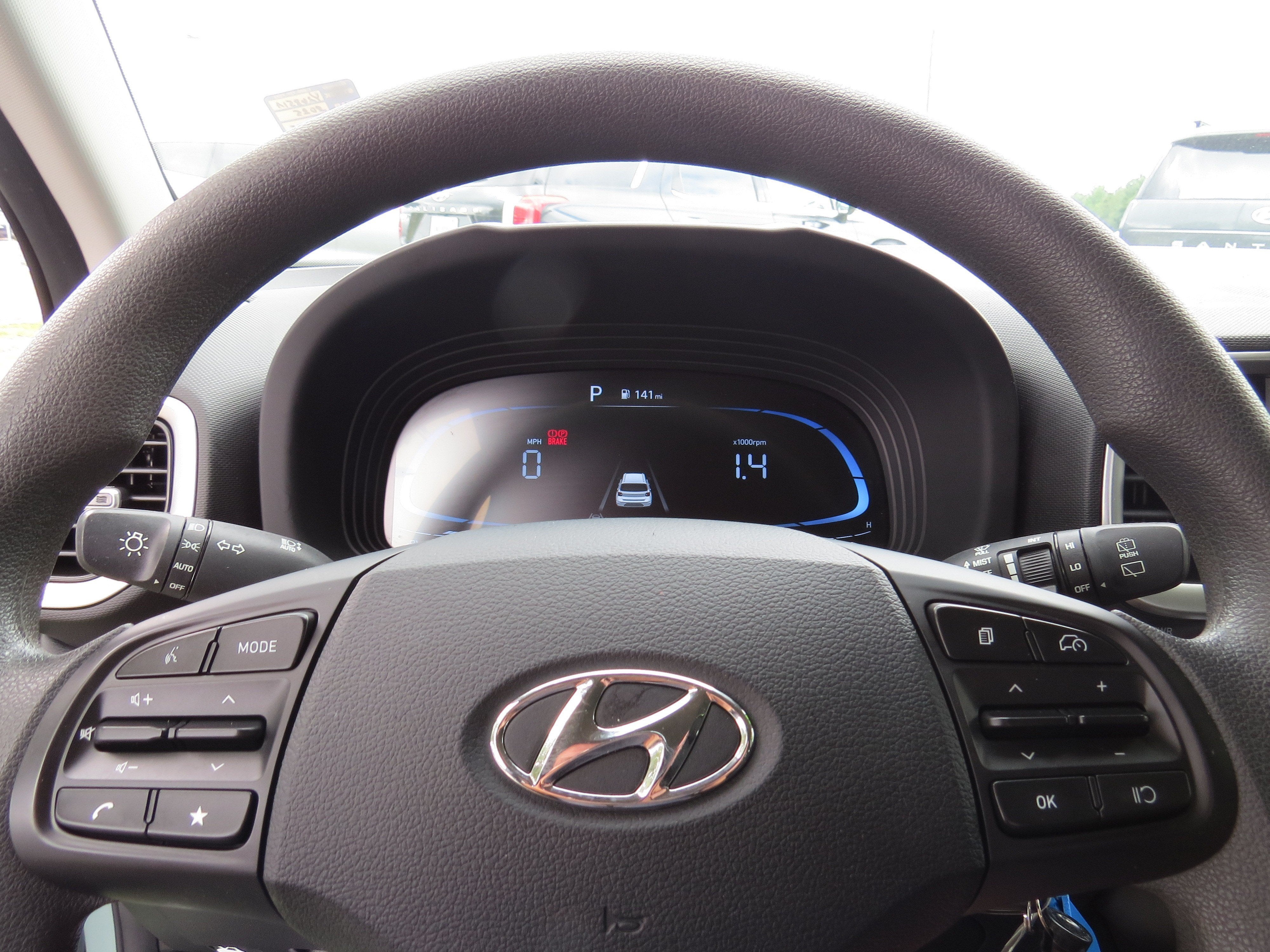 2025 Hyundai Venue SE
