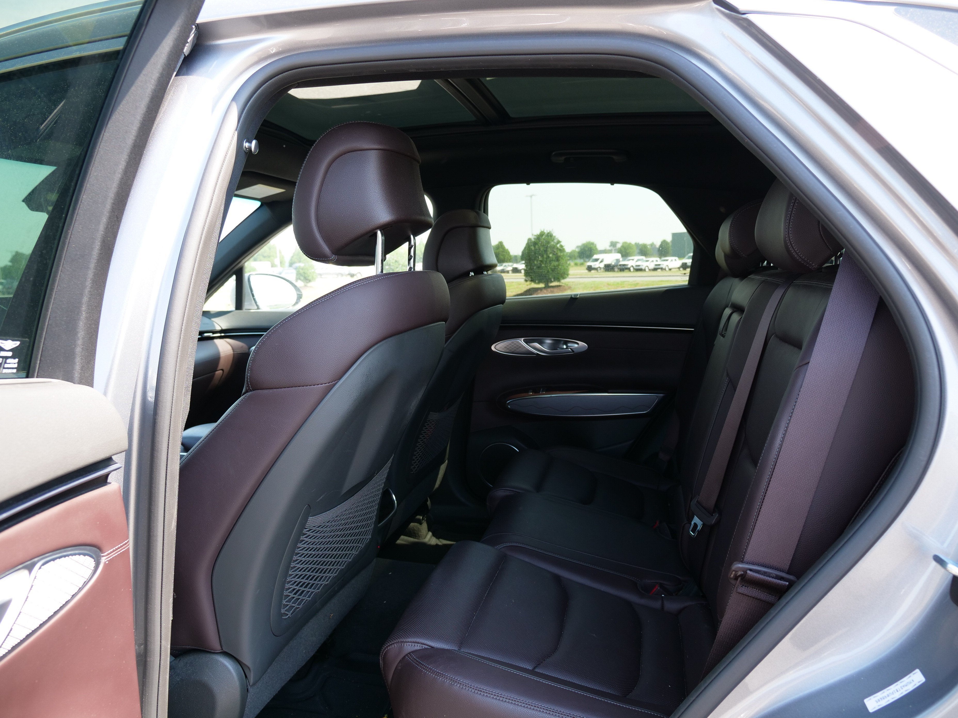 2023 Genesis GV70 2.5T